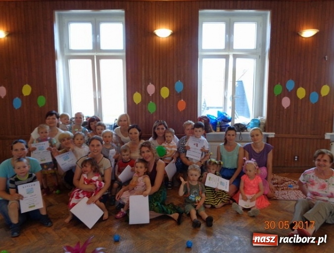 Zdjęcie w galerii na portalu naszraciborz.pl: Fiku-miku ma już wakacje wiadomości z regionu