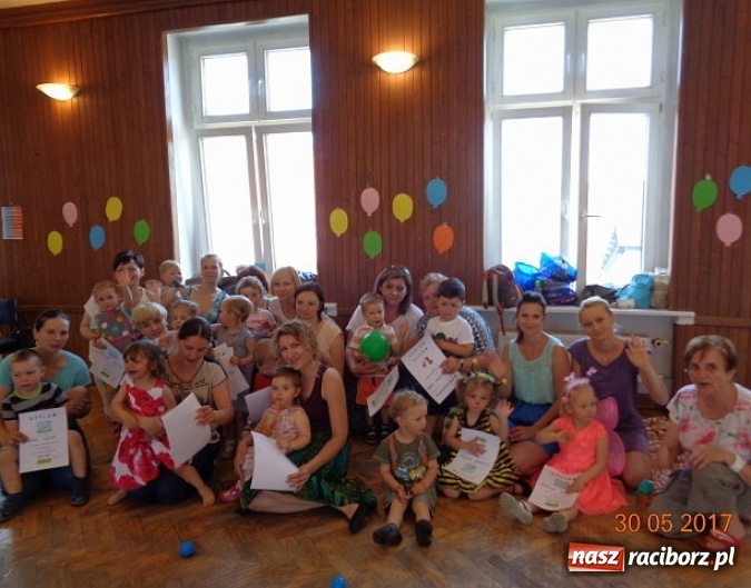 Zdjęcie w galerii na portalu naszraciborz.pl: Fiku-miku ma już wakacje wiadomości z regionu