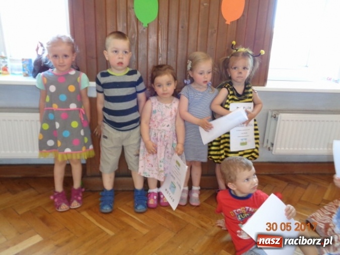 Zdjęcie w galerii na portalu naszraciborz.pl: Fiku-miku ma już wakacje wiadomości z regionu