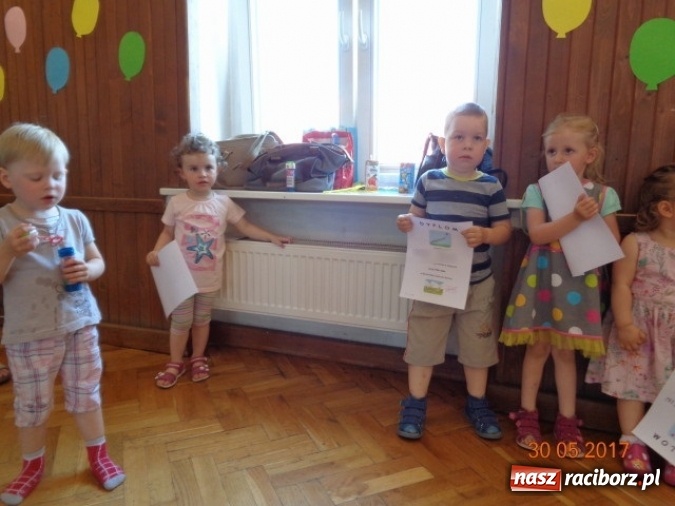 Zdjęcie w galerii na portalu naszraciborz.pl: Fiku-miku ma już wakacje wiadomości z regionu