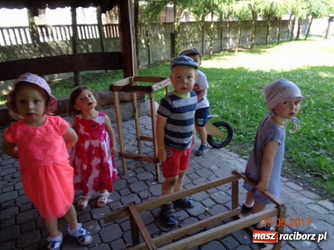 Zdjęcie w galerii na portalu naszraciborz.pl: Fiku-miku ma już wakacje wiadomości z regionu