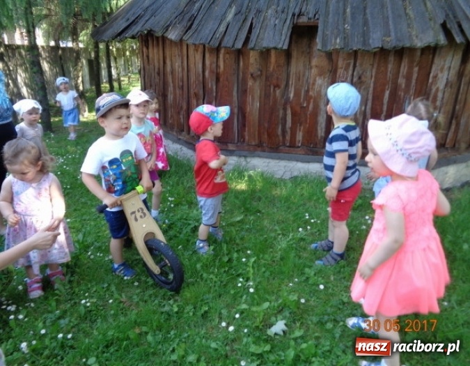 Zdjęcie w galerii na portalu naszraciborz.pl: Fiku-miku ma już wakacje wiadomości z regionu