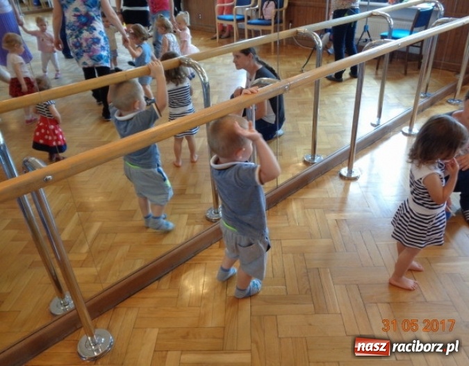 Zdjęcie w galerii na portalu naszraciborz.pl: Fiku-miku ma już wakacje wiadomości z regionu