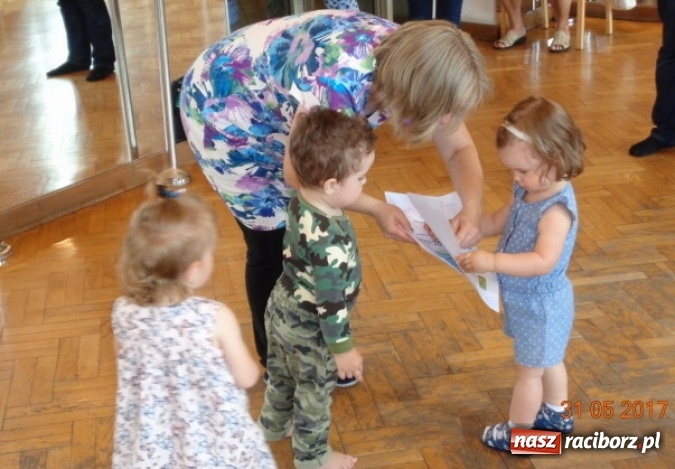 Zdjęcie w galerii na portalu naszraciborz.pl: Fiku-miku ma już wakacje wiadomości z regionu