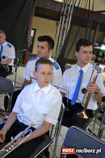 Zdjęcie w galerii na portalu naszraciborz.pl: Orkiestry dęte po raz piąty zagrały w Tworkowie  wiadomości z regionu