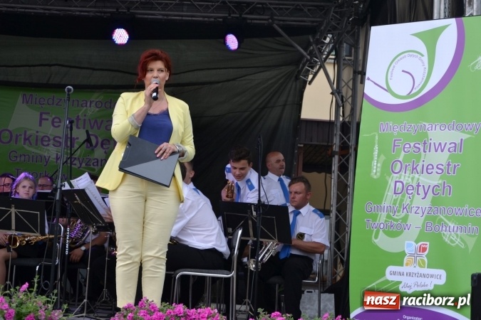 Zdjęcie w galerii na portalu naszraciborz.pl: Orkiestry dęte po raz piąty zagrały w Tworkowie  wiadomości z regionu