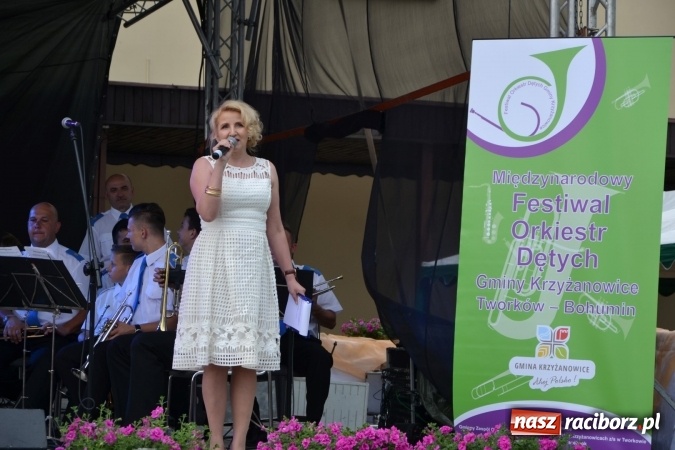 Zdjęcie w galerii na portalu naszraciborz.pl: Orkiestry dęte po raz piąty zagrały w Tworkowie  wiadomości z regionu