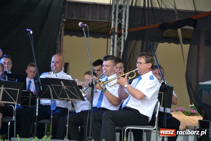 Zdjęcie w galerii na portalu naszraciborz.pl: Orkiestry dęte po raz piąty zagrały w Tworkowie  wiadomości z regionu