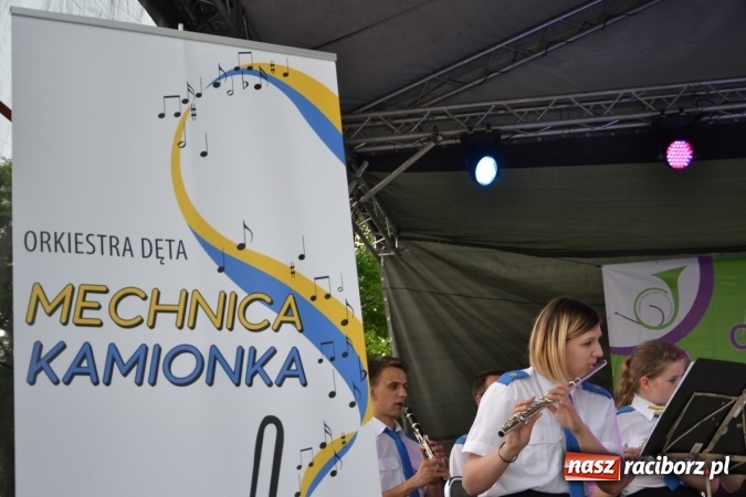 Zdjęcie w galerii na portalu naszraciborz.pl: Orkiestry dęte po raz piąty zagrały w Tworkowie  wiadomości z regionu