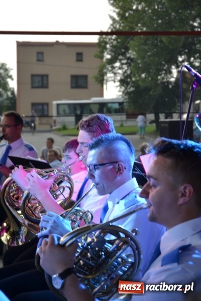 Zdjęcie w galerii na portalu naszraciborz.pl: Orkiestry dęte po raz piąty zagrały w Tworkowie  wiadomości z regionu