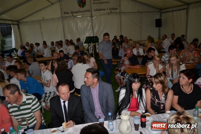 Zdjęcie w galerii na portalu naszraciborz.pl: Orkiestry dęte po raz piąty zagrały w Tworkowie  wiadomości z regionu