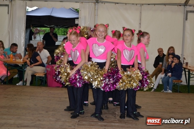 Zdjęcie w galerii na portalu naszraciborz.pl: Orkiestry dęte po raz piąty zagrały w Tworkowie  wiadomości z regionu