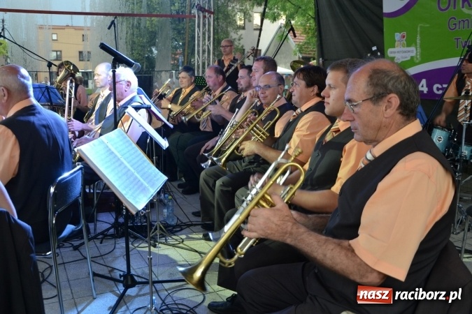 Zdjęcie w galerii na portalu naszraciborz.pl: Orkiestry dęte po raz piąty zagrały w Tworkowie  wiadomości z regionu