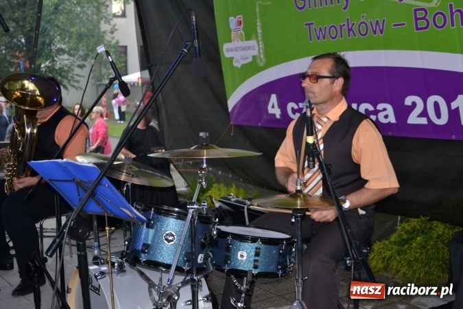 Zdjęcie w galerii na portalu naszraciborz.pl: Orkiestry dęte po raz piąty zagrały w Tworkowie  wiadomości z regionu