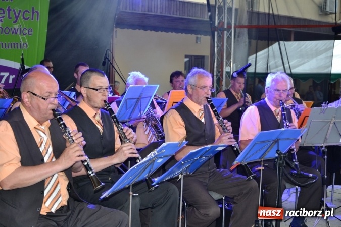 Zdjęcie w galerii na portalu naszraciborz.pl: Orkiestry dęte po raz piąty zagrały w Tworkowie  wiadomości z regionu