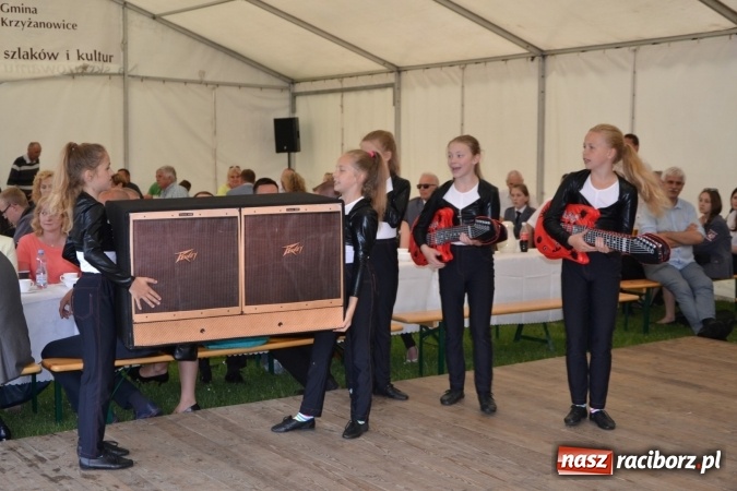 Zdjęcie w galerii na portalu naszraciborz.pl: Orkiestry dęte po raz piąty zagrały w Tworkowie  wiadomości z regionu