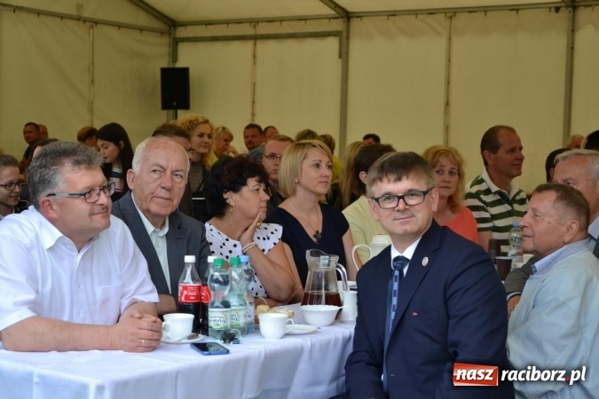 Zdjęcie w galerii na portalu naszraciborz.pl: Orkiestry dęte po raz piąty zagrały w Tworkowie  wiadomości z regionu