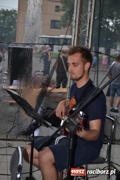 Zdjęcie w galerii na portalu naszraciborz.pl: Orkiestry dęte po raz piąty zagrały w Tworkowie  wiadomości z regionu