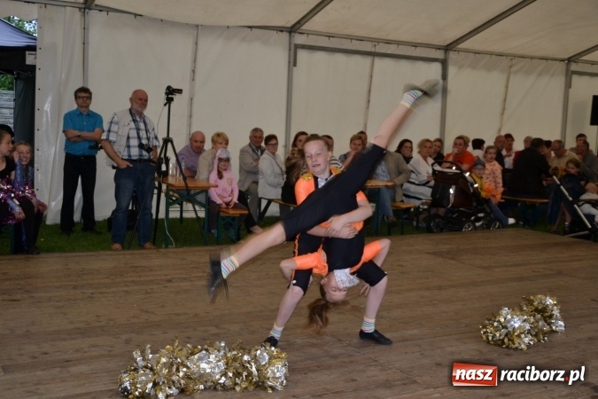 Zdjęcie w galerii na portalu naszraciborz.pl: Orkiestry dęte po raz piąty zagrały w Tworkowie  wiadomości z regionu