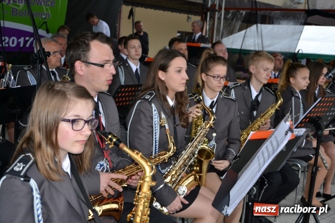 Zdjęcie w galerii na portalu naszraciborz.pl: Orkiestry dęte po raz piąty zagrały w Tworkowie  wiadomości z regionu