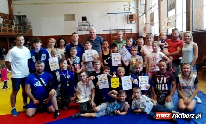 Zdjęcie w galerii na portalu naszraciborz.pl: Udany start zapaśników Unii Racibórz na zawodach w Krnowie wiadomości z regionu