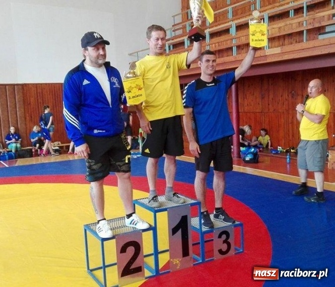 Zdjęcie w galerii na portalu naszraciborz.pl: Udany start zapaśników Unii Racibórz na zawodach w Krnowie wiadomości z regionu