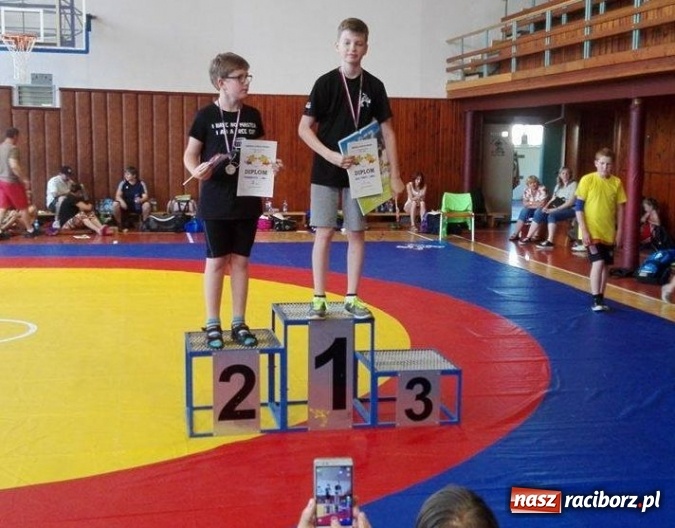 Zdjęcie w galerii na portalu naszraciborz.pl: Udany start zapaśników Unii Racibórz na zawodach w Krnowie wiadomości z regionu