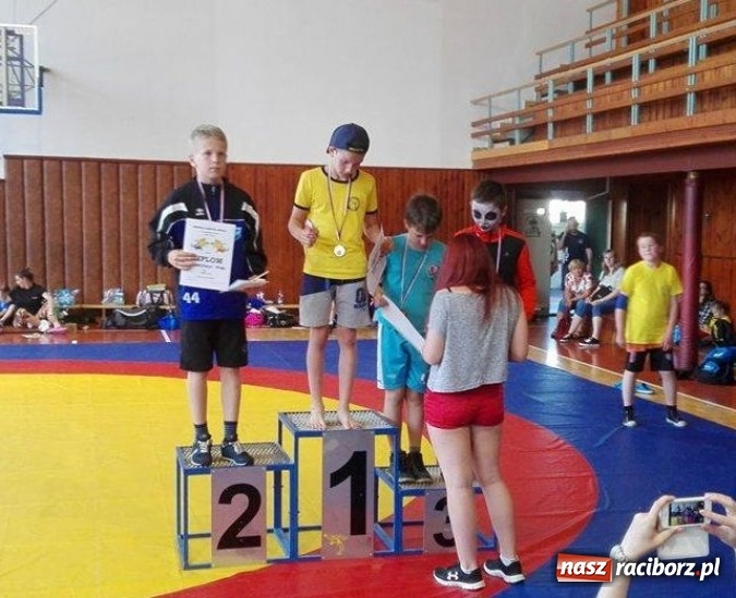 Zdjęcie w galerii na portalu naszraciborz.pl: Udany start zapaśników Unii Racibórz na zawodach w Krnowie wiadomości z regionu