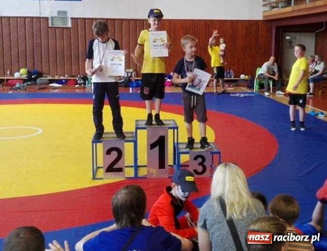 Zdjęcie w galerii na portalu naszraciborz.pl: Udany start zapaśników Unii Racibórz na zawodach w Krnowie wiadomości z regionu