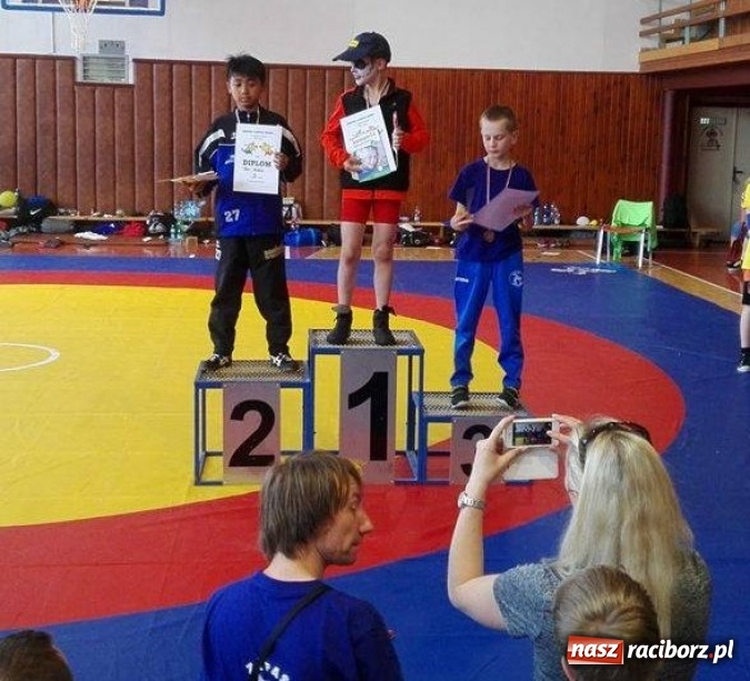 Zdjęcie w galerii na portalu naszraciborz.pl: Udany start zapaśników Unii Racibórz na zawodach w Krnowie wiadomości z regionu