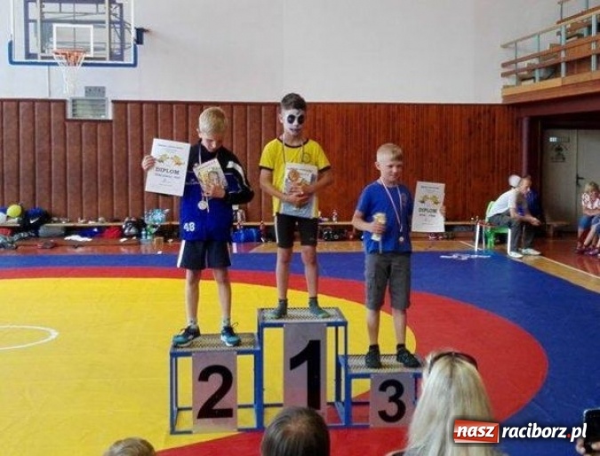 Zdjęcie w galerii na portalu naszraciborz.pl: Udany start zapaśników Unii Racibórz na zawodach w Krnowie wiadomości z regionu