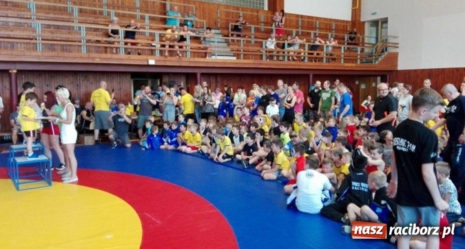Zdjęcie w galerii na portalu naszraciborz.pl: Udany start zapaśników Unii Racibórz na zawodach w Krnowie wiadomości z regionu