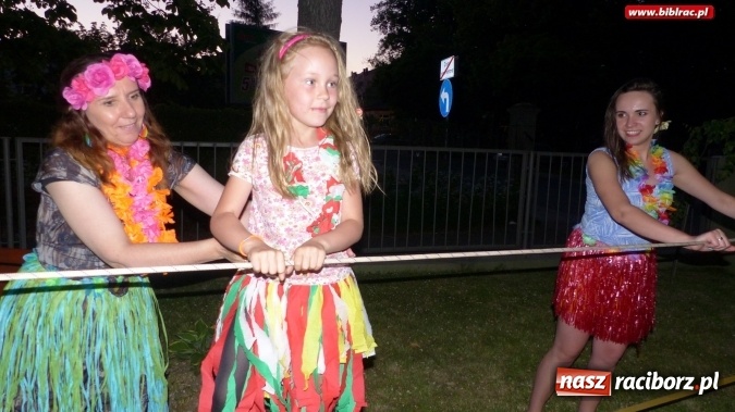 Zdjęcie w galerii na portalu naszraciborz.pl: W bibliotece jak na Hawajach  wiadomości z regionu