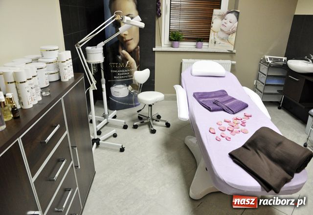 Zdjęcie w galerii na portalu naszraciborz.pl: Studio urody Glamour otwarte wiadomości z regionu