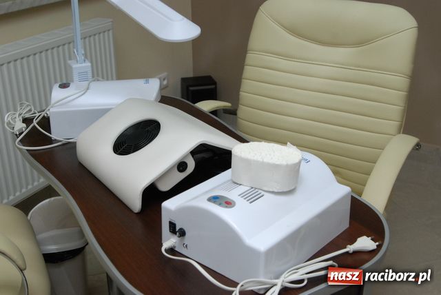 Zdjęcie w galerii na portalu naszraciborz.pl: Studio urody Glamour otwarte wiadomości z regionu