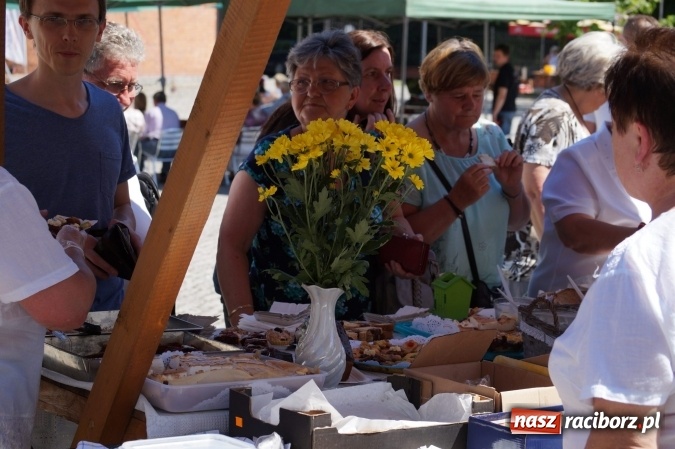 Zdjęcie w galerii na portalu naszraciborz.pl: Czym Nędza bogata! po raz czwarty na raciborskim zamku  wiadomości z regionu