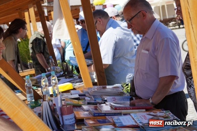 Zdjęcie w galerii na portalu naszraciborz.pl: Czym Nędza bogata! po raz czwarty na raciborskim zamku  wiadomości z regionu