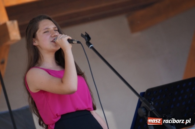 Zdjęcie w galerii na portalu naszraciborz.pl: Czym Nędza bogata! po raz czwarty na raciborskim zamku  wiadomości z regionu