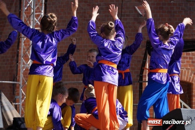 Zdjęcie w galerii na portalu naszraciborz.pl: Czym Nędza bogata! po raz czwarty na raciborskim zamku  wiadomości z regionu