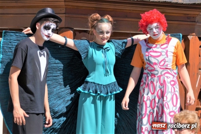 Zdjęcie w galerii na portalu naszraciborz.pl: Czym Nędza bogata! po raz czwarty na raciborskim zamku  wiadomości z regionu