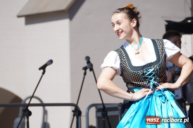 Zdjęcie w galerii na portalu naszraciborz.pl: Czym Nędza bogata! po raz czwarty na raciborskim zamku  wiadomości z regionu