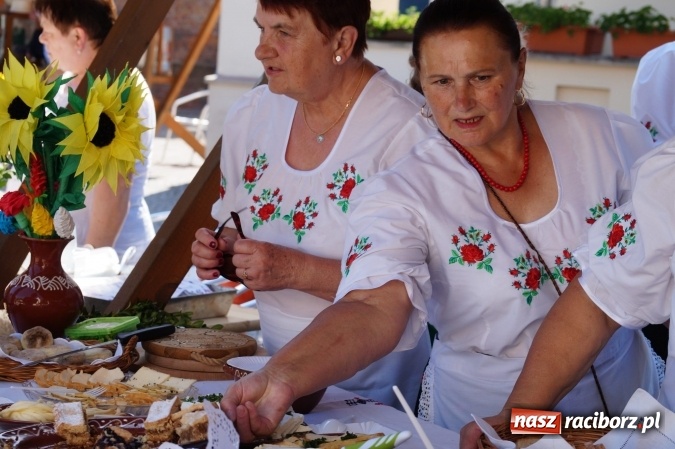 Zdjęcie w galerii na portalu naszraciborz.pl: Czym Nędza bogata! po raz czwarty na raciborskim zamku  wiadomości z regionu