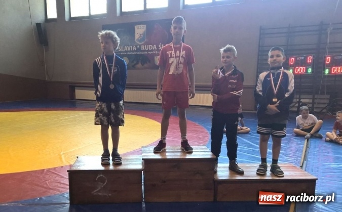 Zdjęcie w galerii na portalu naszraciborz.pl: Medale unitów na zawodach w Rudzie Śląskiej wiadomości z regionu