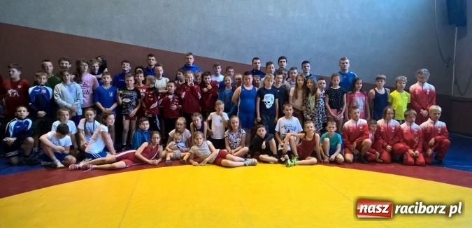 Zdjęcie w galerii na portalu naszraciborz.pl: Medale unitów na zawodach w Rudzie Śląskiej wiadomości z regionu