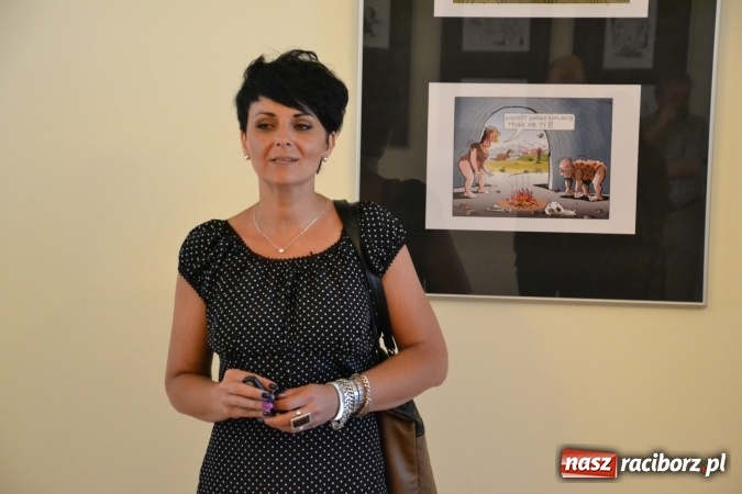 Zdjęcie w galerii na portalu naszraciborz.pl: Wernisaż wystawy rysunków Andrzeja Mleczki na Zamku Piastowskim wiadomości z regionu