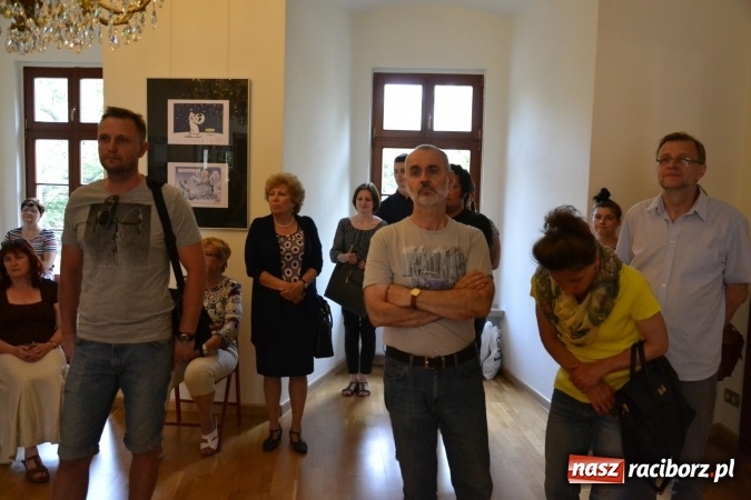 Zdjęcie w galerii na portalu naszraciborz.pl: Wernisaż wystawy rysunków Andrzeja Mleczki na Zamku Piastowskim wiadomości z regionu