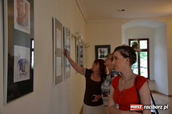 Zdjęcie w galerii na portalu naszraciborz.pl: Wernisaż wystawy rysunków Andrzeja Mleczki na Zamku Piastowskim wiadomości z regionu