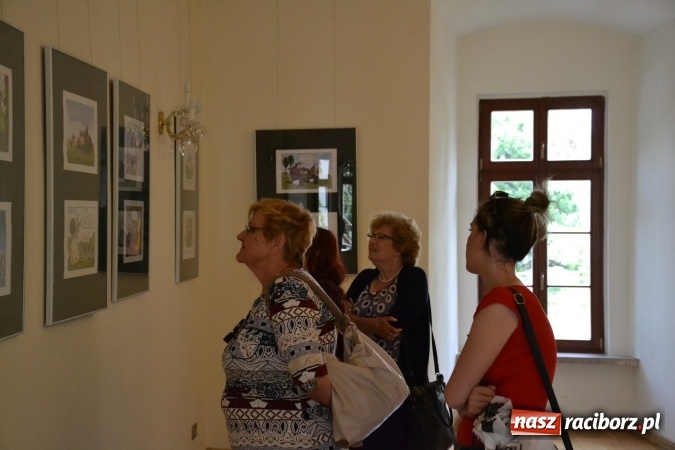 Zdjęcie w galerii na portalu naszraciborz.pl: Wernisaż wystawy rysunków Andrzeja Mleczki na Zamku Piastowskim wiadomości z regionu