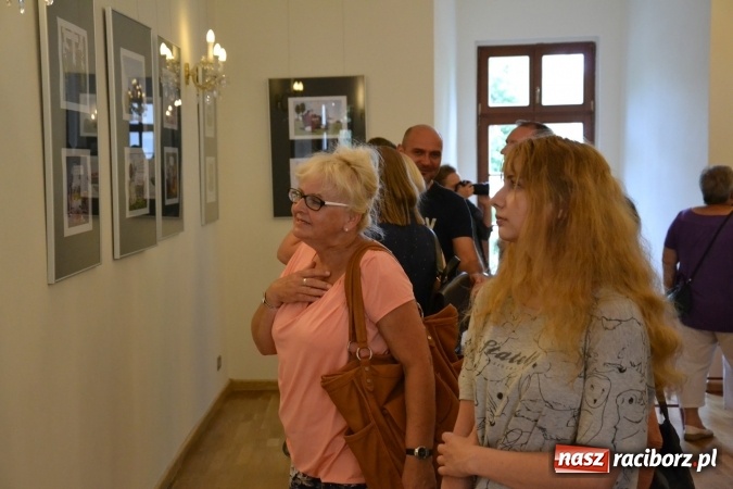 Zdjęcie w galerii na portalu naszraciborz.pl: Wernisaż wystawy rysunków Andrzeja Mleczki na Zamku Piastowskim wiadomości z regionu