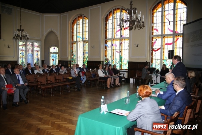 Zdjęcie w galerii na portalu naszraciborz.pl: Umowa z PEC Bytom podpisana  wiadomości z regionu